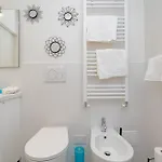 Апартаменты Guesthost - Cosy Milano- Buenos Aires & Loreto *