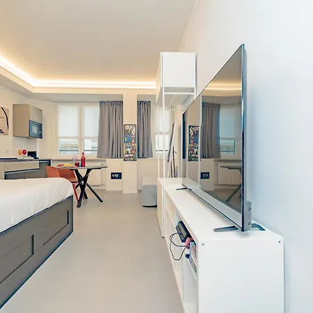 Guesthost - Cosy Milano- Buenos Aires & Loreto Апартаменты *