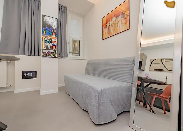 Apartment Guesthost - Cosy Milano- Buenos Aires & Loreto